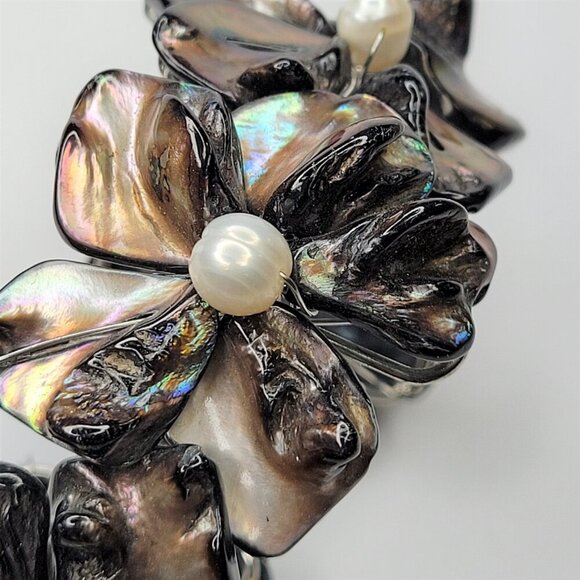 Grey Cuff Bracelet Freshwater Pearl and Mother Of Pearl Bangle NEW - Picture 7 of 16